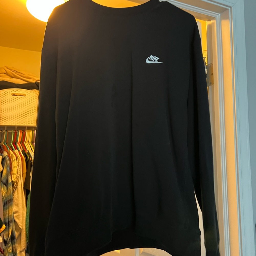 Nike Black Crewneck Sweatshirt
